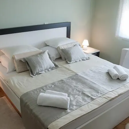 Apartment Palace 3br