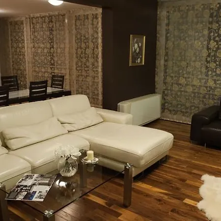 Palace 3br