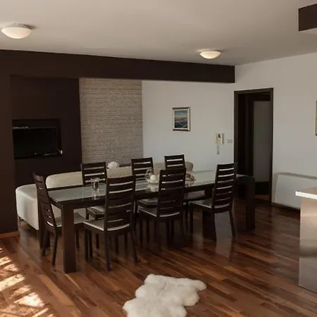 Apartment Palace 3br *