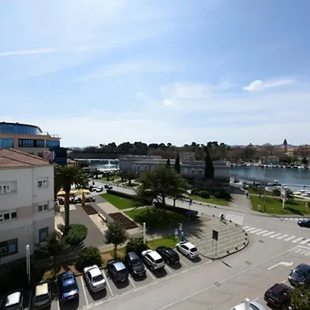 Palace 3br Apartment Zadar